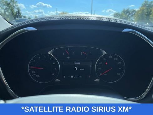 Used 2025 Chevrolet Blazer LT image 13