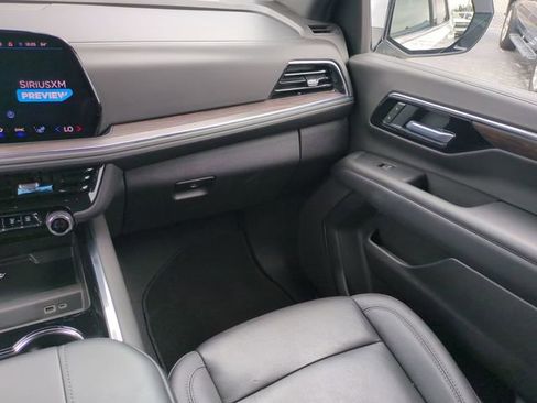 Used 2025 Chevrolet Tahoe LT AWD/4WD image 20