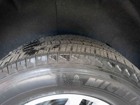 Used 2022 Chevrolet Tahoe LT AWD/4WD image 30