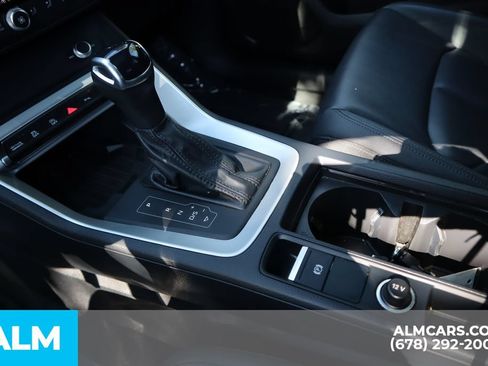 Used 2024 Audi Q3 2.0T Premium AWD/4WD image 30
