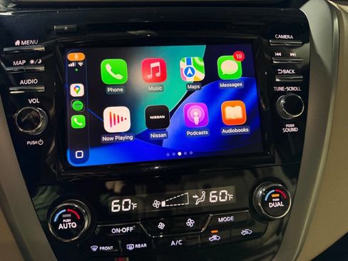 Used 2019 Nissan Murano Platinum image 16