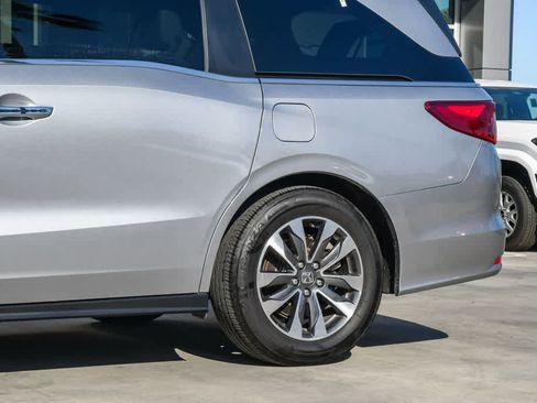 Used 2023 Honda Odyssey EX-L image 11