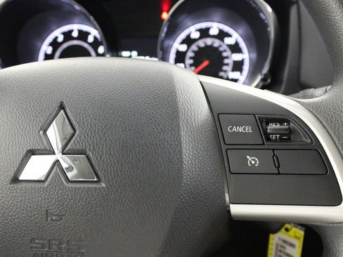 Used 2025 Mitsubishi Outlander Sport ES image 23