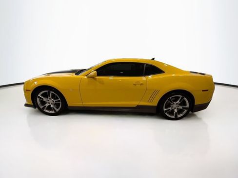 Used 2010 Chevrolet Camaro SS w/ LPO, Ground Effects Package RWD image 4
