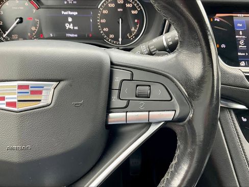 Used 2022 Cadillac XT6 Luxury image 24