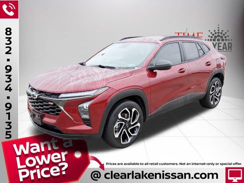 Used 2024 Chevrolet Trax RS w/ Driver Confidence Package image 3