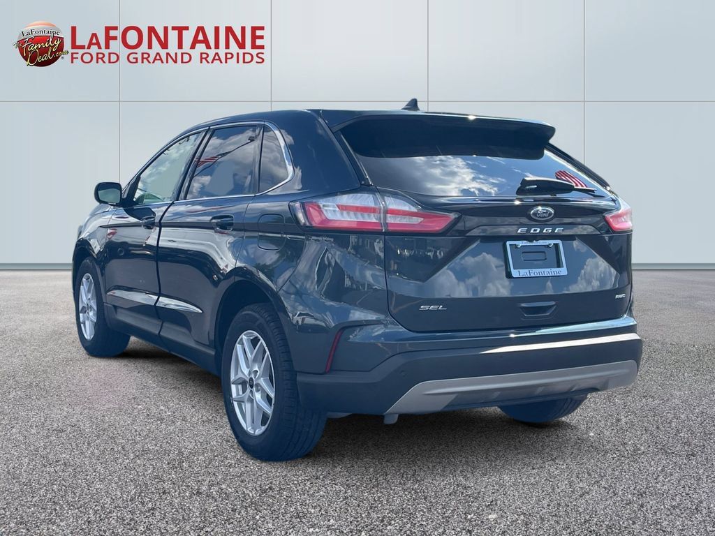 Used 2023 Ford Edge SEL w/ Convenience Package AWD/4WD image 5