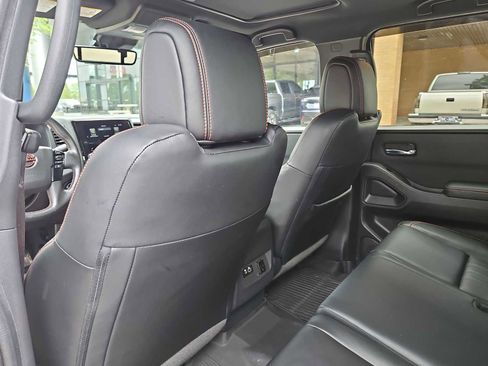 Used 2023 Nissan Frontier PRO-4X w/ Pro-4X Premium Package AWD/4WD image 35