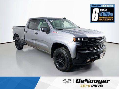 Used 2021 Chevrolet Silverado 1500 LT Trail Boss w/ Convenience Package II AWD/4WD image 1