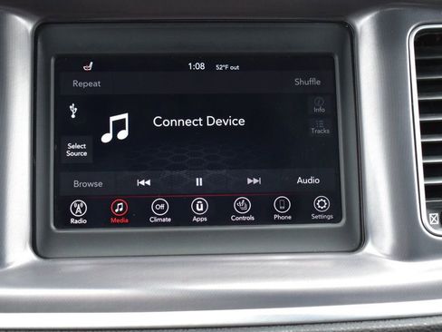 Used 2020 Dodge Charger SXT w/ Driver Convenience Group image 33