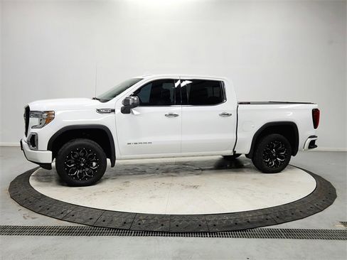 Used 2019 GMC Sierra 1500 SLT w/ SLT Premium Package image 4