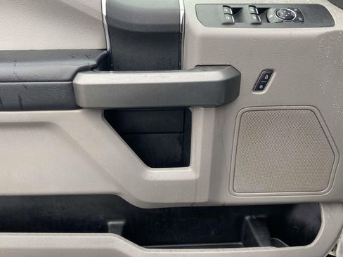 Used 2017 Ford F250 XLT image 16