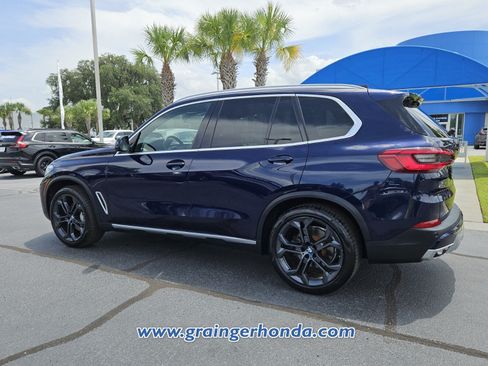 Used 2019 BMW X5 xDrive40i w/ Convenience Package AWD/4WD image 3