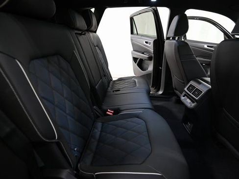 New 2026 Volkswagen Atlas Cross Sport SEL Premium R-Line AWD/4WD image 29