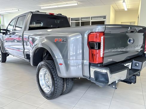 Used 2024 Ford F450 Lariat w/ Lariat Ultimate Package AWD/4WD image 6
