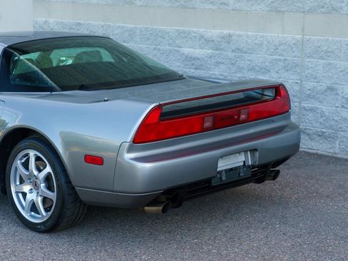 Used 1999 Acura NSX T RWD image 36