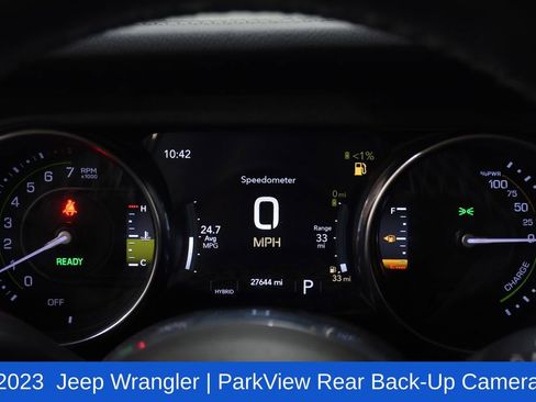 Used 2023 Jeep Wrangler Unlimited Sahara w/ Cold Weather Group image 17