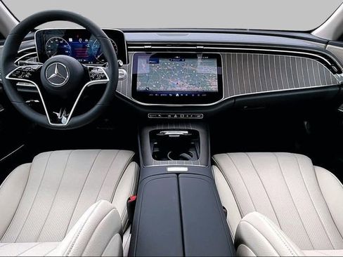 New 2026 Mercedes-Benz E 450 4MATIC Sedan image 7