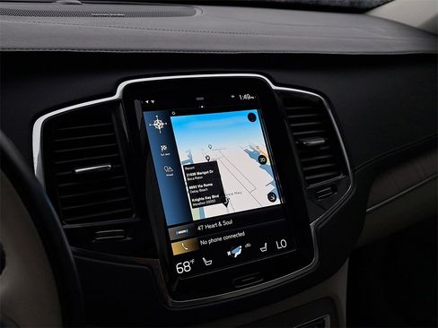 Used 2022 Volvo XC90 T6 Inscription w/ Advanced Package image 31