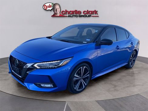 Used 2023 Nissan Sentra SR w/ SR Premium Package image 2