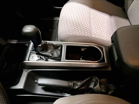 Used 2021 Toyota Tacoma SR5 w/ Technology Package image 19