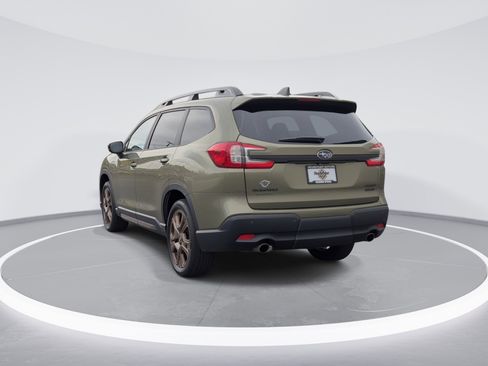 Used 2025 Subaru Ascent Bronze Edition AWD/4WD image 5