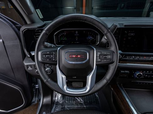 Used 2026 GMC Sierra 3500 SLE w/ SLE Convenience Package AWD/4WD image 18