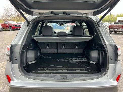 Used 2025 Subaru Forester Premium AWD/4WD image 25