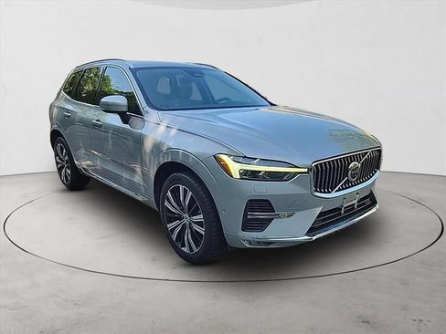 Certified 2023 Volvo XC60 B5 Plus w/ Climate Package AWD/4WD image 7