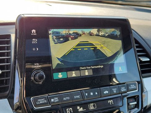Used 2024 Honda Odyssey EX-L image 17