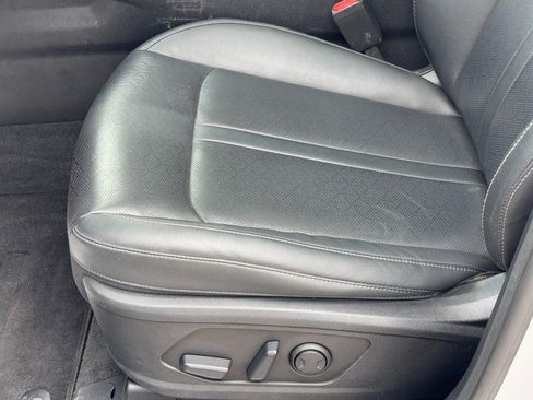 Used 2023 Kia Sorento SX FWD image 18