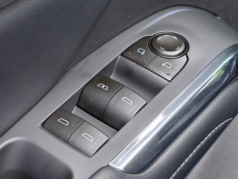 Certified 2026 Chevrolet Traverse LT AWD/4WD image 21