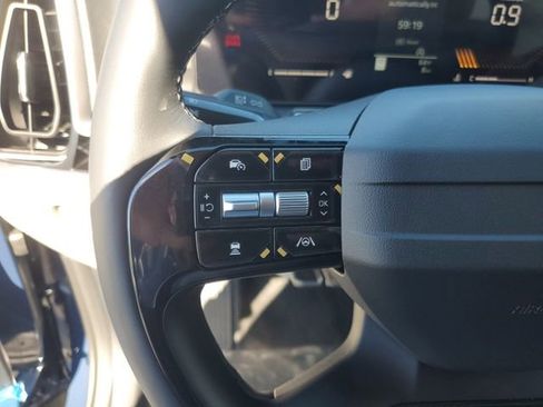 New 2026 Kia Sorento S FWD image 17