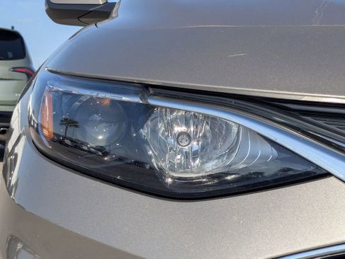 Used 2023 Chevrolet Malibu LT w/ Driver Confidence Package FWD image 12