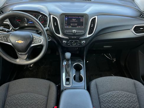 Used 2022 Chevrolet Equinox LT FWD image 4