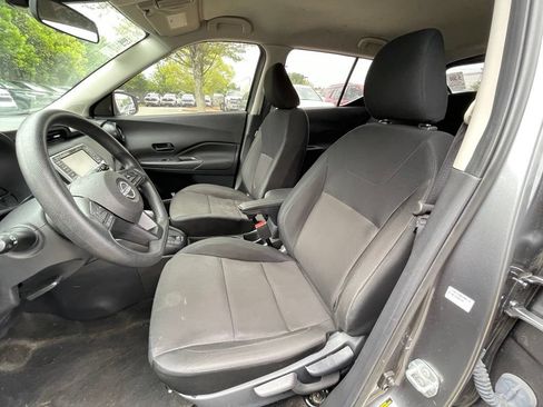 Used 2024 Nissan Kicks S FWD image 23