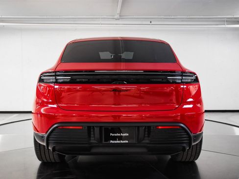 New 2026 Porsche Macan Electric image 6