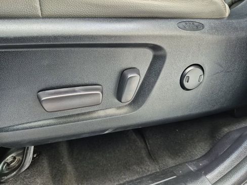 Used 2018 Toyota Tundra SR5 w/ TRD Off Road Package image 19