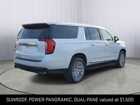 Certified 2023 GMC Yukon XL Denali image 3