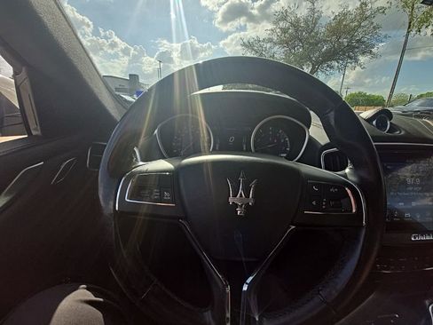 Used 2018 Maserati Ghibli S image 16