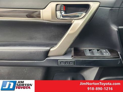 Used 2016 Lexus GX 460 w/ Navigation Package AWD/4WD image 24