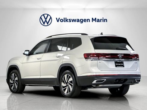 New 2026 Volkswagen Atlas SE image 3