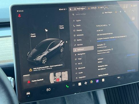 Used 2023 Tesla Model Y Standard Range image 28