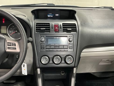 Used 2015 Subaru Forester 2.5i Premium w/ Popular Package #2 AWD/4WD image 7