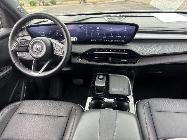 Used 2025 Buick Enclave Preferred FWD image 15