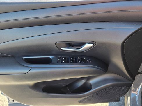 Used 2025 Hyundai Tucson SEL FWD image 17