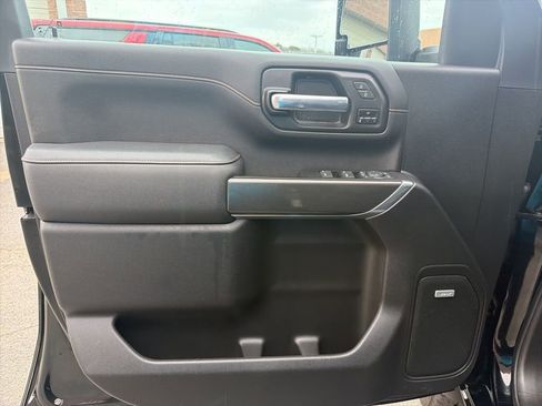 Used 2023 GMC Sierra 3500 AT4 w/ AT4 Premium Plus Package image 12