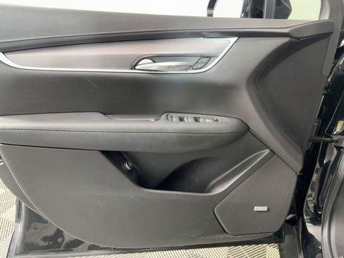 Used 2020 Cadillac XT5 Luxury image 21