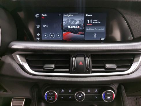 New 2025 Alfa Romeo Stelvio Sprint image 21