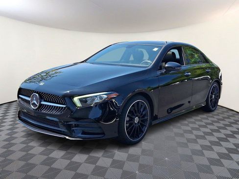 Used 2021 Mercedes-Benz A 220 image 3